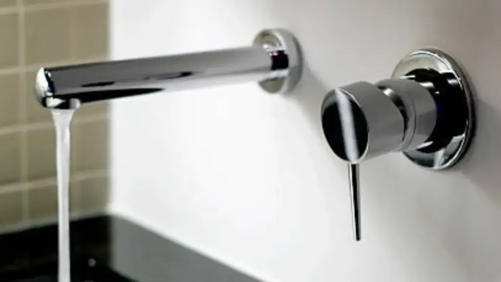 Splash Mounted Faucet